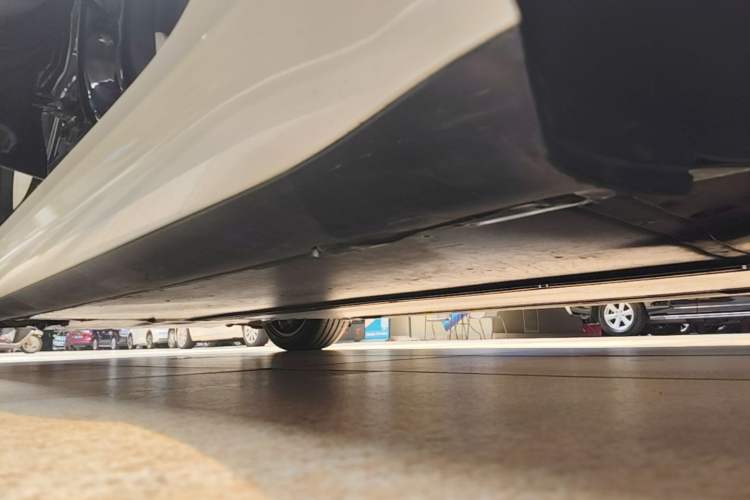 Used Tesla Model 3 2023 Rear-Wheel-Drive Version Left Side Sill