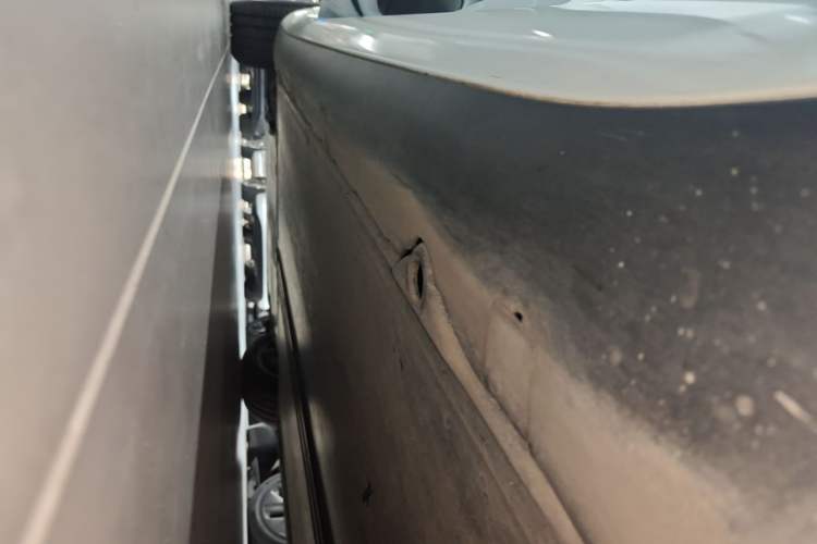Used Tesla Model 3 2023 Rear-Wheel-Drive Version Left Side Sill