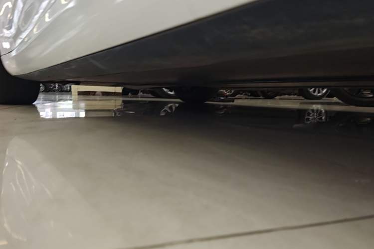 Used Tesla Model 3 2023 Rear-Wheel-Drive Version Left Side Sill