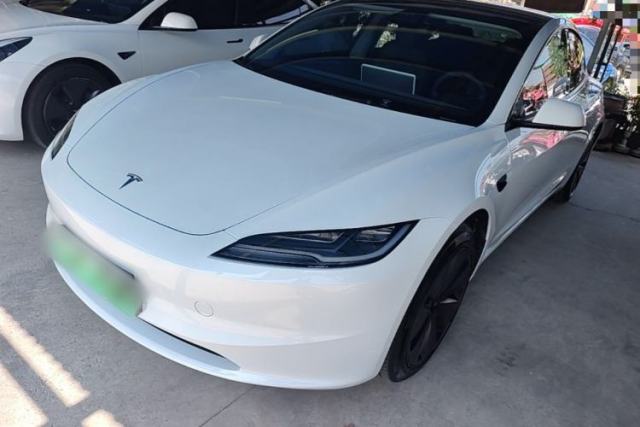 Used Tesla Model 3 2023 Rear-Wheel-Drive Version