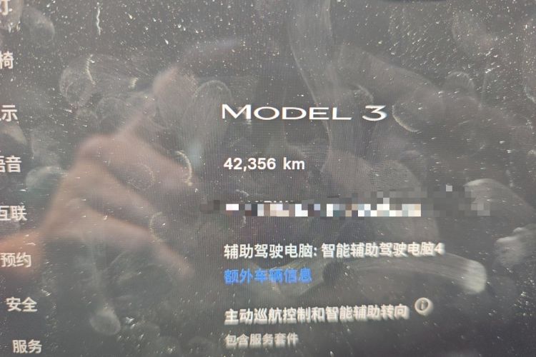 Used Tesla Model 3 2023 Rear-Wheel-Drive Version Odometer Close Up