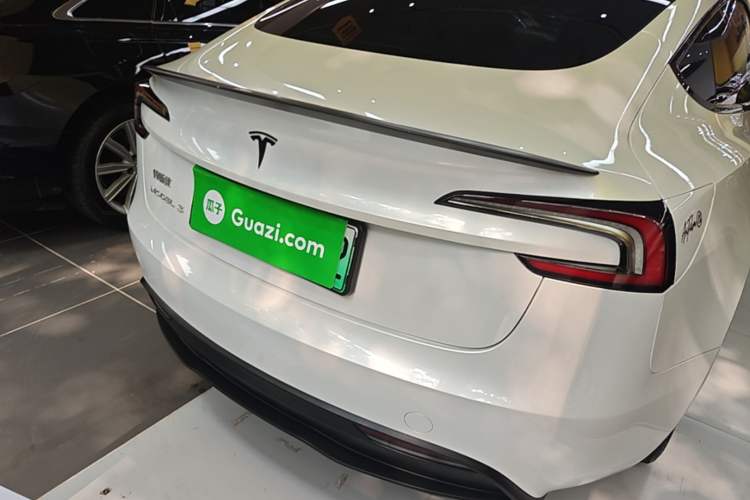 Used Tesla Model 3 2023 Long-Range All-Wheel-Drive Version Rear