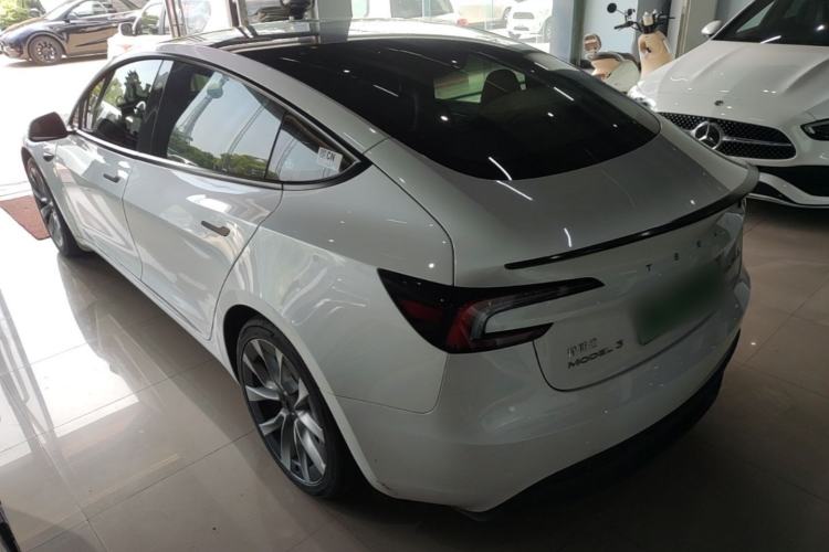 Used Tesla Model 3 2023 Rear-Wheel-Drive Version Rear Left 45 Deg