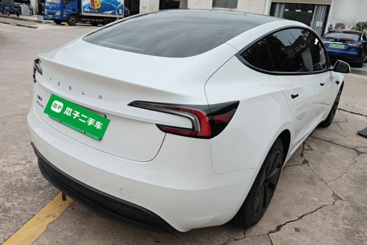 Used Tesla Model 3 2023 Rear-Wheel-Drive Version Rear Right 45 Deg