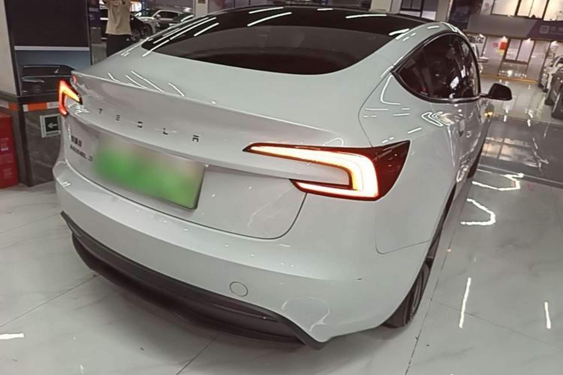 Used Tesla Model 3 2023 Rear-Wheel-Drive Version Rear Right 45 Deg