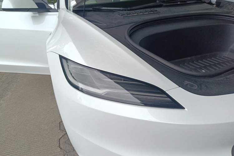 Used Tesla Model 3 2023 Rear-Wheel-Drive Version Right Front Headlight