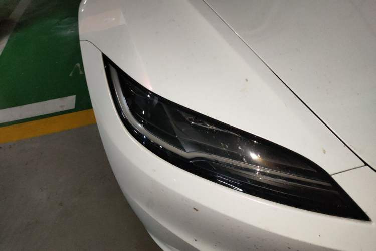 Used Tesla Model 3 2023 Rear-Wheel-Drive Version Right Front Headlight