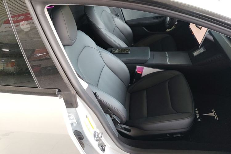 Used Tesla Model 3 2023 Rear-Wheel-Drive Version Right Front Seat