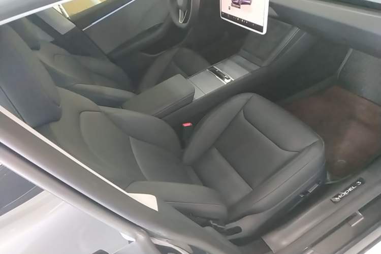 Used Tesla Model 3 2023 Rear-Wheel-Drive Version Right Front Seat