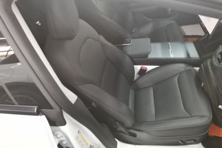 Used Tesla Model 3 2023 Rear-Wheel-Drive Version Right Front Seat