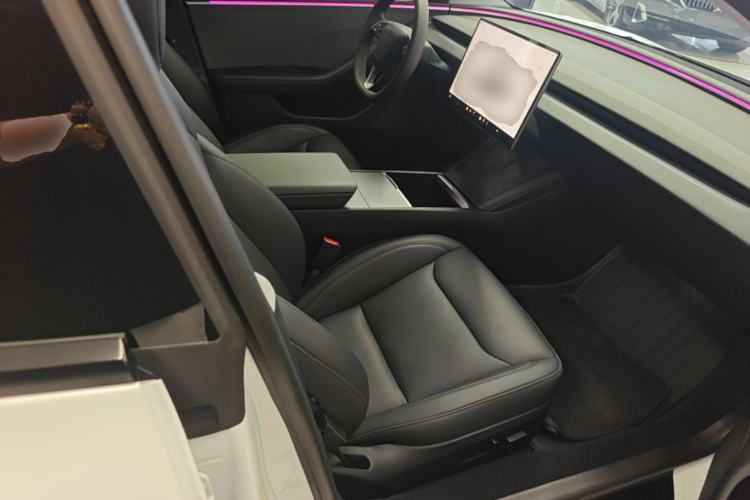 Used Tesla Model 3 2023 Rear-Wheel-Drive Version Right Front Seat