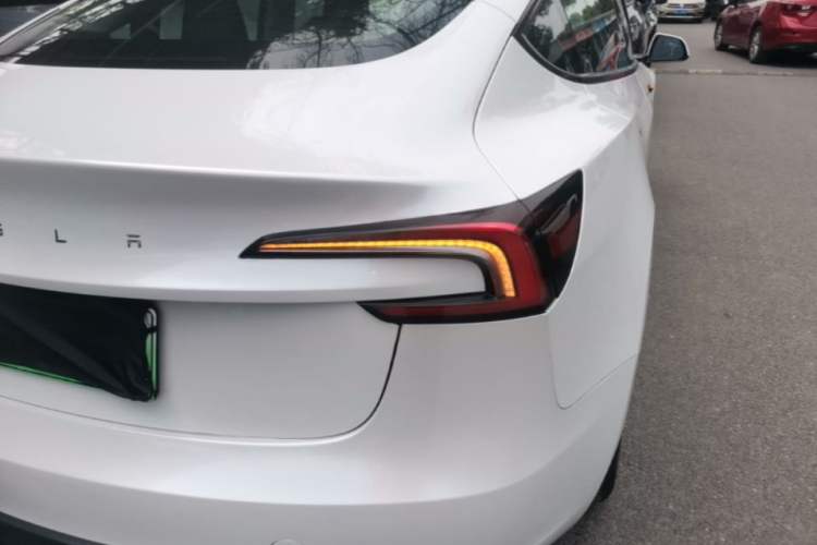 Used Tesla Model 3 2023 Rear-Wheel-Drive Version Right Rear Taillight