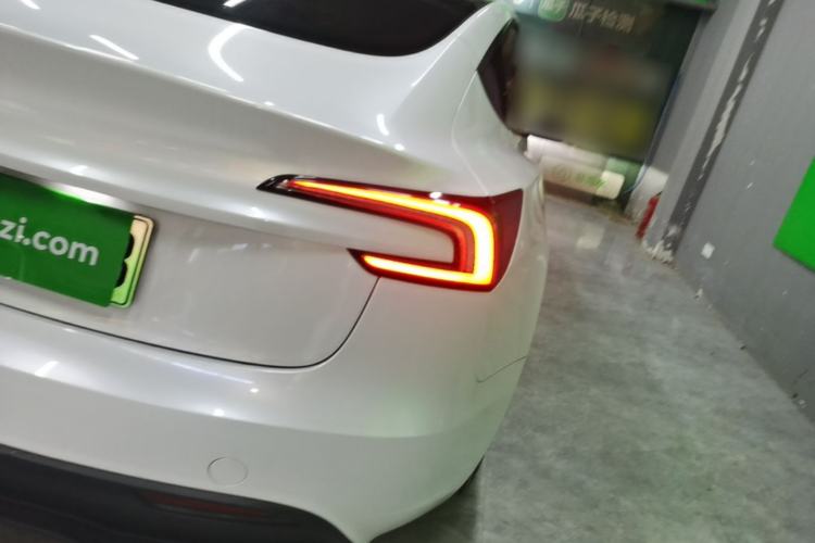 Used Tesla Model 3 2023 Rear-Wheel-Drive Version Right Rear Taillight