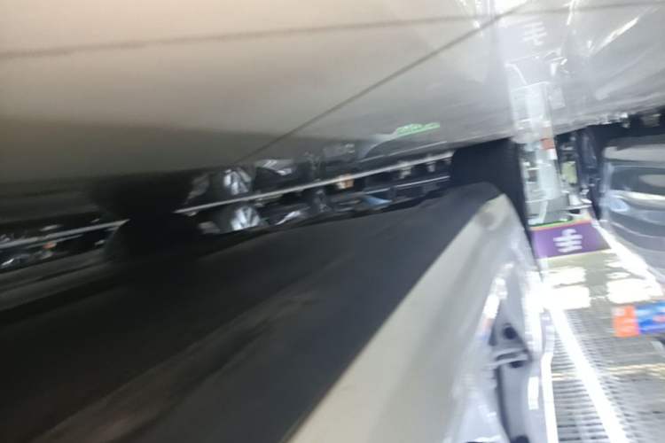 Used Tesla Model 3 2023 Rear-Wheel-Drive Version Right Side Sill