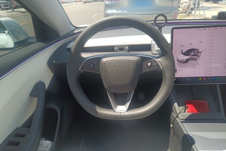 Used Tesla Model 3 2023 Long-Range All-Wheel-Drive Version Steering Wheel