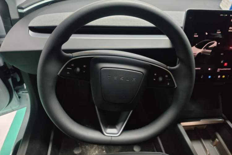 Used Tesla Model 3 2023 Long-Range All-Wheel-Drive Version Steering Wheel