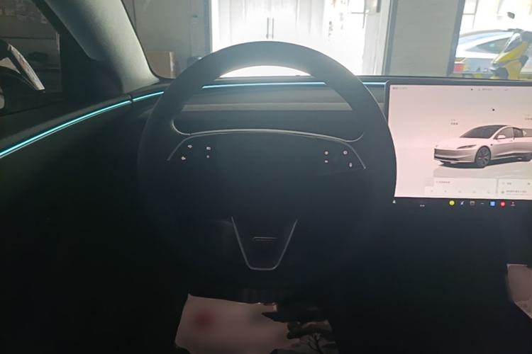 Used Tesla Model 3 2023 Rear-Wheel-Drive Version Steering Wheel