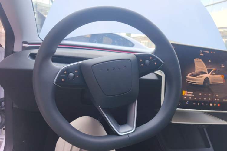 Used Tesla Model 3 2023 Rear-Wheel-Drive Version Steering Wheel