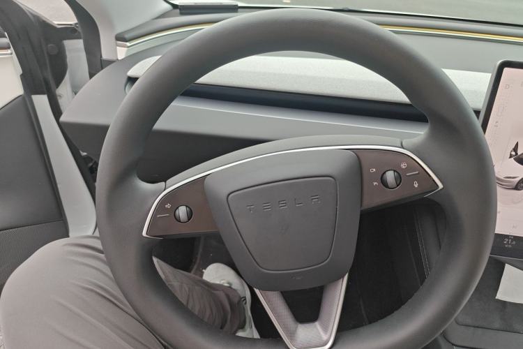 Used Tesla Model 3 2023 Rear-Wheel-Drive Version Steering Wheel