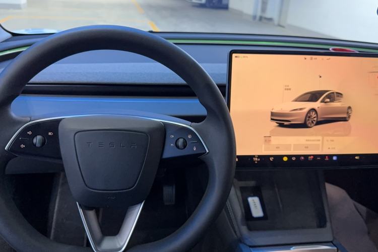 Used Tesla Model 3 2023 Long-Range All-Wheel-Drive Version Steering Wheel