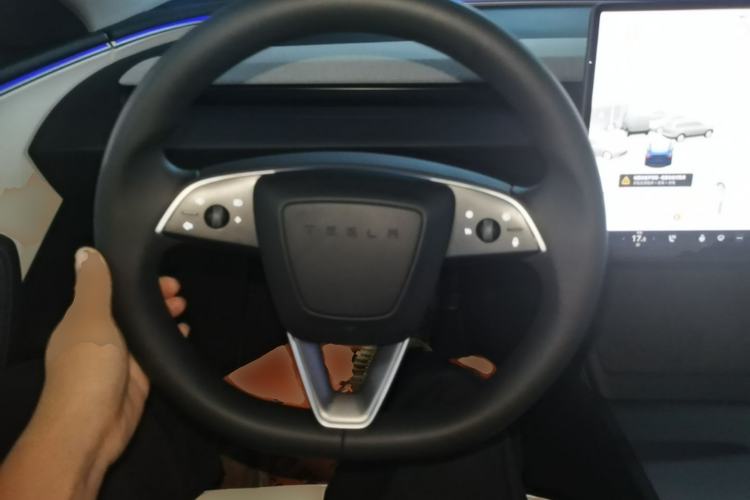 Used Tesla Model 3 2023 Rear-Wheel-Drive Version Steering Wheel