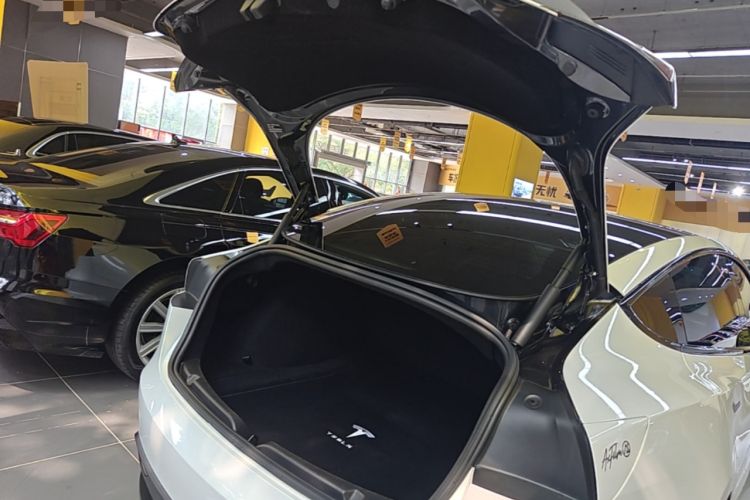 Used Tesla Model 3 2023 Long-Range All-Wheel-Drive Version Trunk