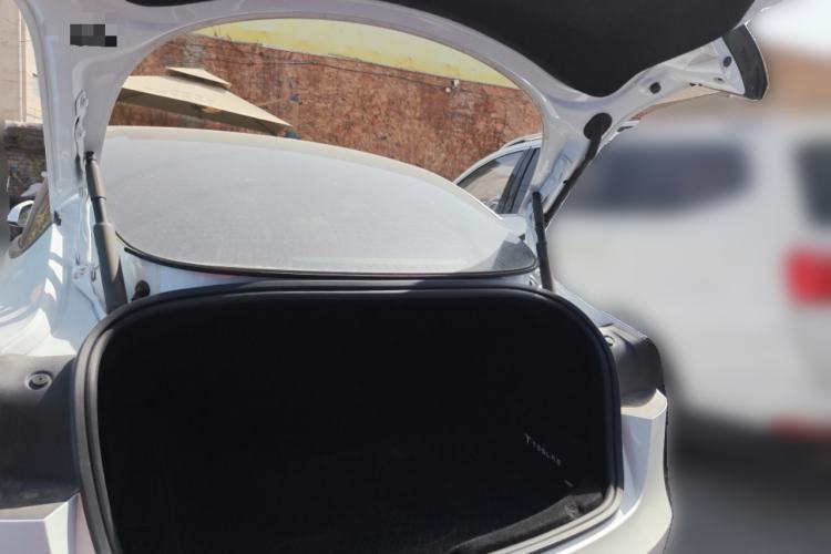Used Tesla Model 3 2023 Rear-Wheel-Drive Version Trunk