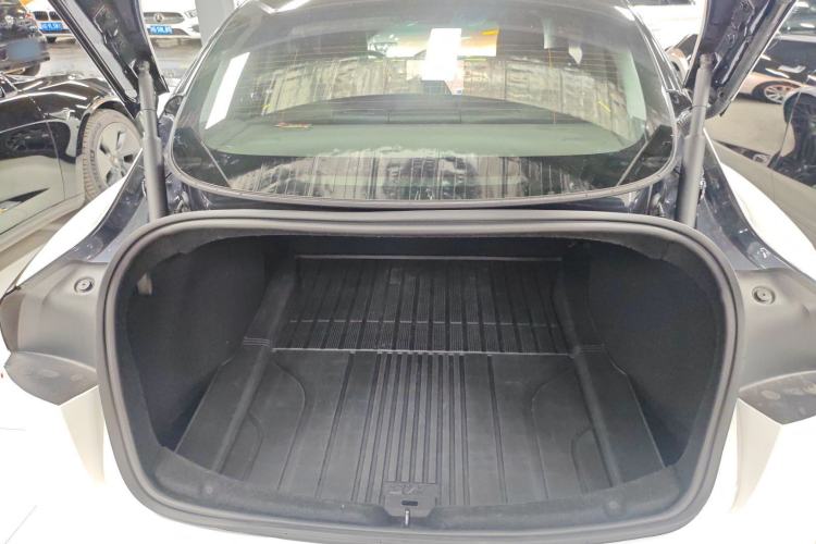 Used Tesla Model 3 2023 Long-Range All-Wheel-Drive Version Trunk