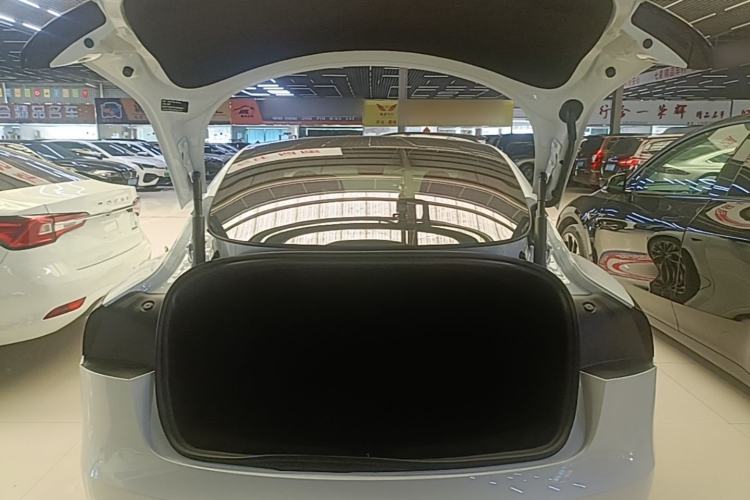 Used Tesla Model 3 2023 Long-Range All-Wheel-Drive Version Trunk