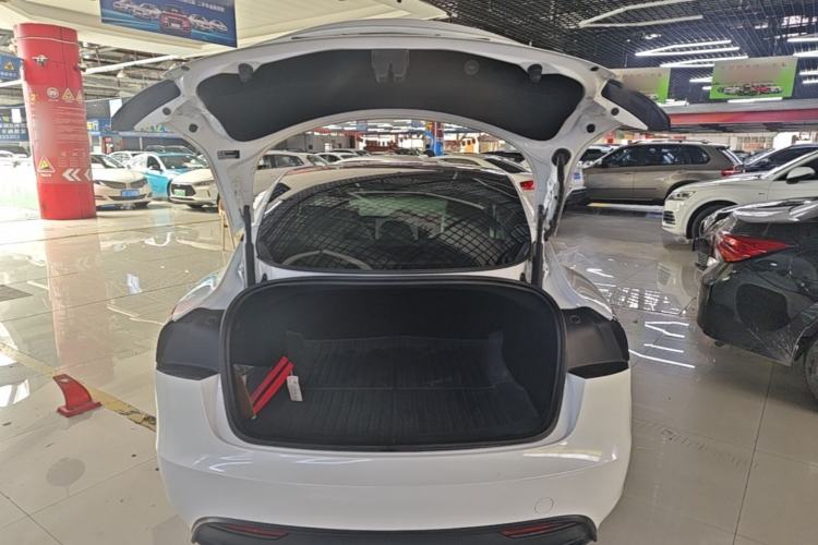 Used Tesla Model 3 2023 Rear-Wheel-Drive Version Trunk
