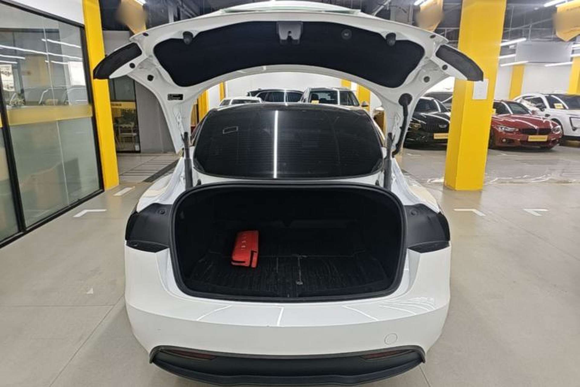 Used Tesla Model 3 2023 Rear-Wheel-Drive Version Trunk