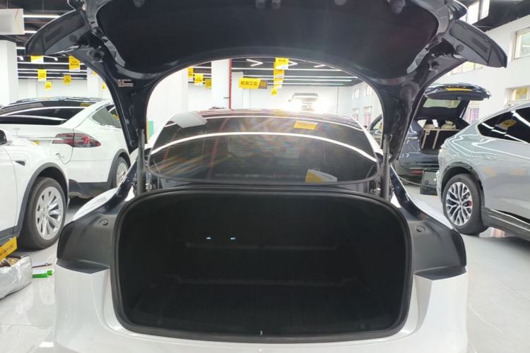 Used Tesla Model 3 2023 Long-Range All-Wheel-Drive Version Trunk