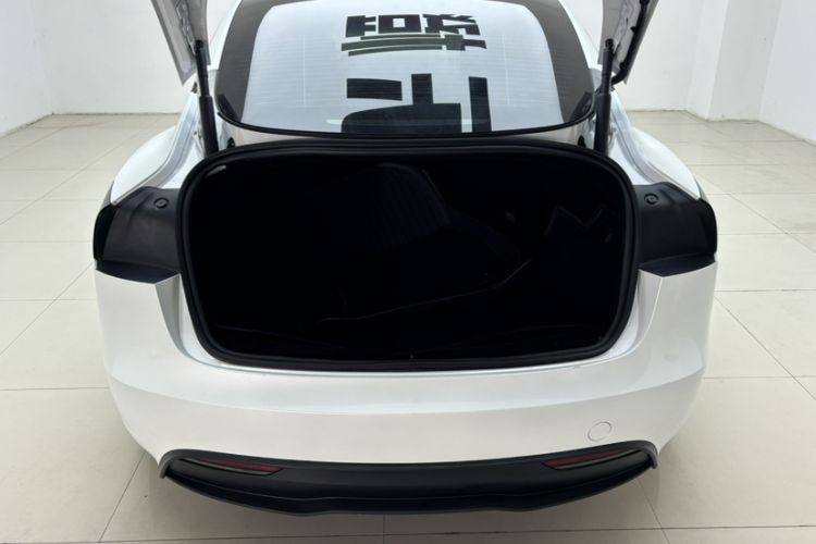 Used Tesla Model 3 2023 Rear-Wheel-Drive Version Trunk