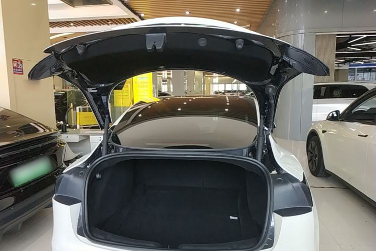 Used Tesla Model 3 2023 Rear-Wheel-Drive Version Trunk