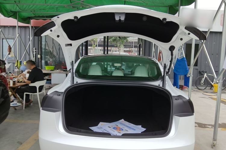 Used Tesla Model 3 2023 Rear-Wheel-Drive Version Trunk
