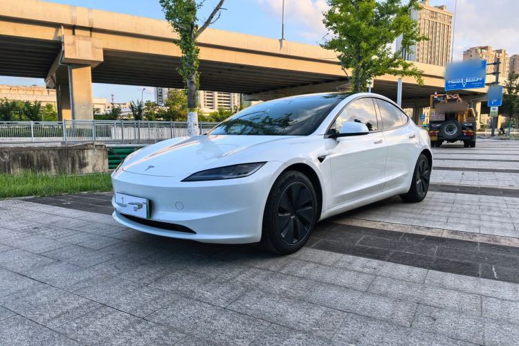 Tesla Model 3 2023 Rear-Wheel-Drive Version