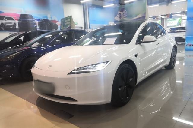 Used Tesla Model 3 2023 Rear-Wheel-Drive Version