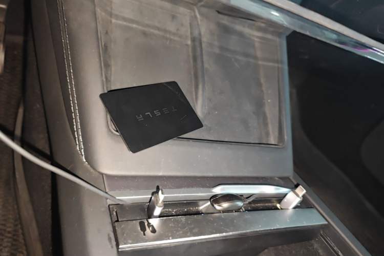 Used Tesla Model 3 2023 Rear-Wheel-Drive Version Vehicle Key