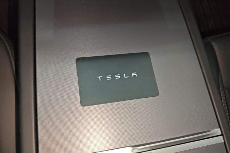 Used Tesla Model 3 2023 Long-Range All-Wheel-Drive Version Vehicle Key