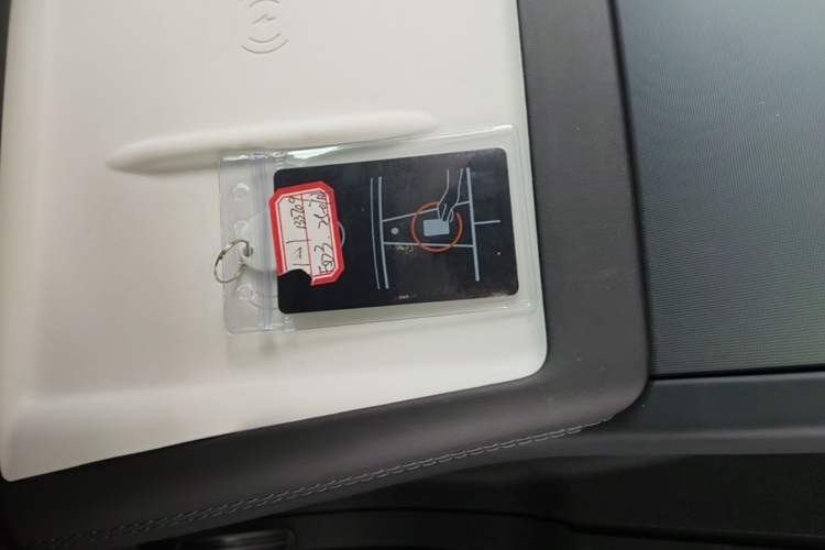 Used Tesla Model 3 2023 Rear-Wheel-Drive Version Vehicle Key