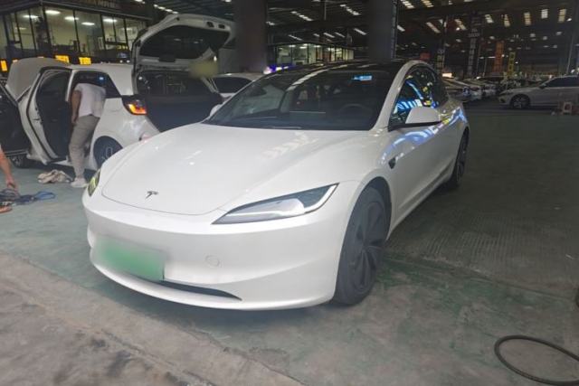 Used Tesla Model 3 2023 Rear-Wheel-Drive Version