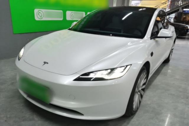 Used Tesla Model 3 2023 Rear-Wheel-Drive Version