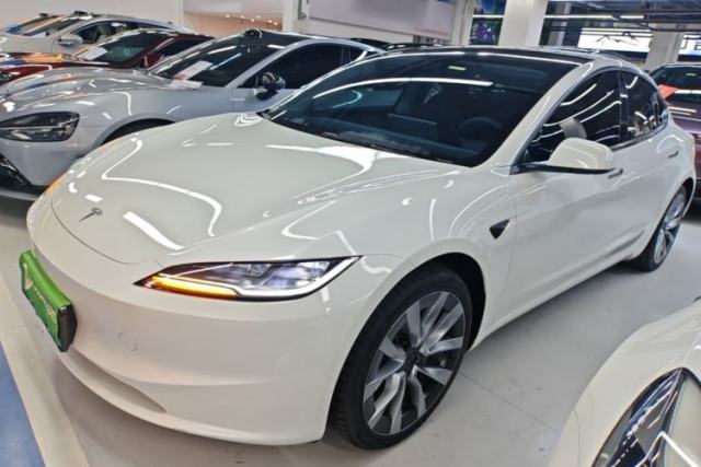 Used Tesla Model 3 2023 Rear-Wheel-Drive Version