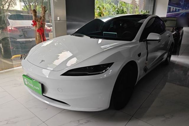 Used Tesla Model 3 2023 Rear-Wheel-Drive Version