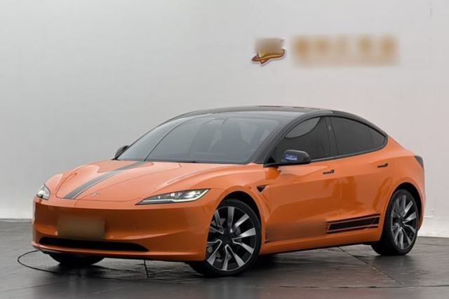 Used Tesla Model 3 2023 Long-Range All-Wheel-Drive Version
