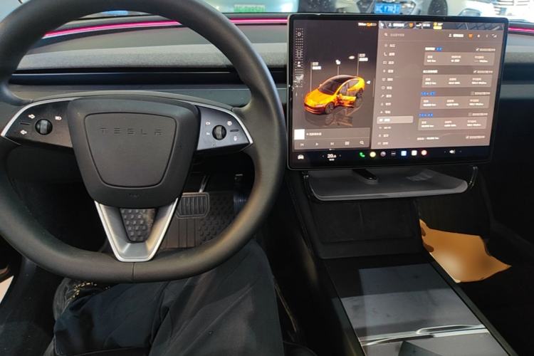 Used Tesla Model 3 2023 Rear-Wheel-Drive Version Center Console