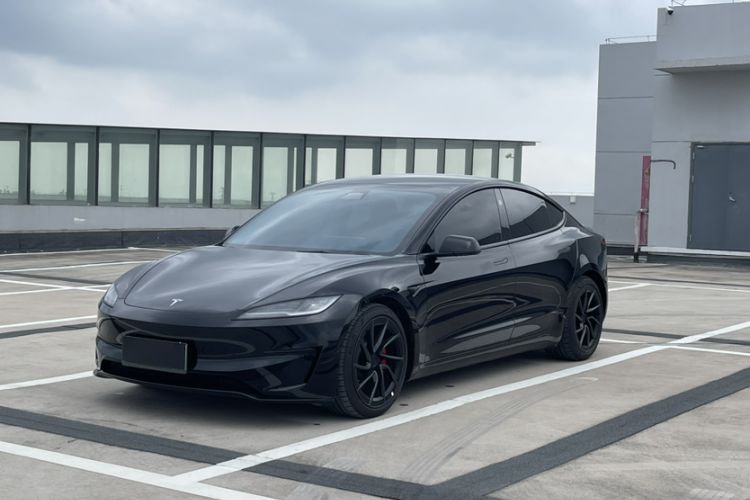 Used Tesla Model 3 2024 High-Performance All-Wheel-Drive Version Exterior 1