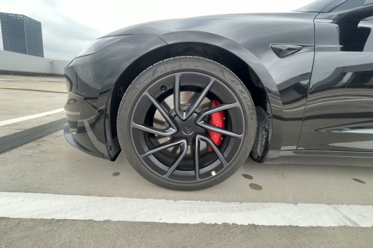 Used Tesla Model 3 2024 High-Performance All-Wheel-Drive Version Exterior 12