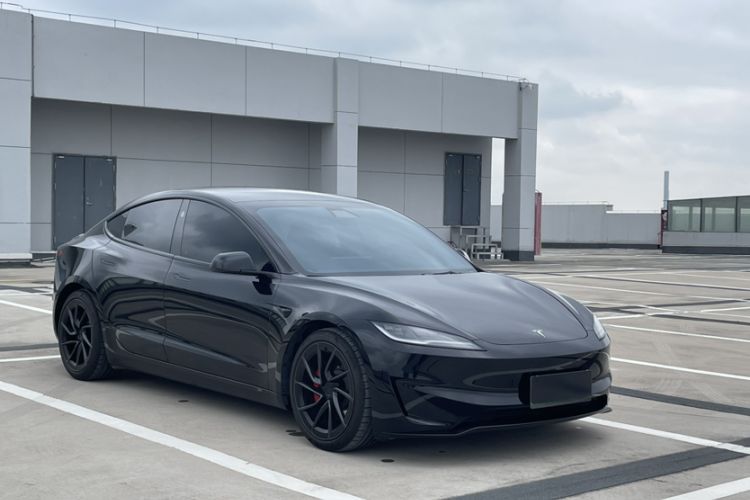 Used Tesla Model 3 2024 High-Performance All-Wheel-Drive Version Exterior 3