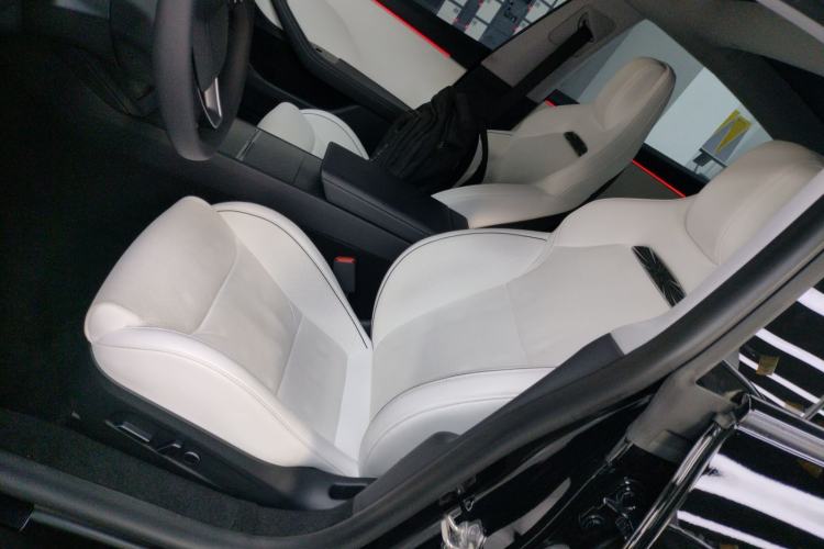 Used Tesla Model 3 2024 High-Performance All-Wheel-Drive Version Left Front Seat